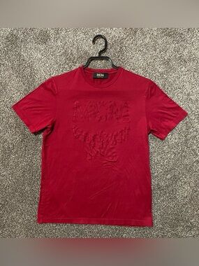 MCM Men's Embossed Logo Crewneck T-Shirt - Red